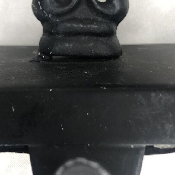 Set Of 2 Vintage Metal Stocking Holder Black Weighted 5” CUTE!! - Picture 3 of 16